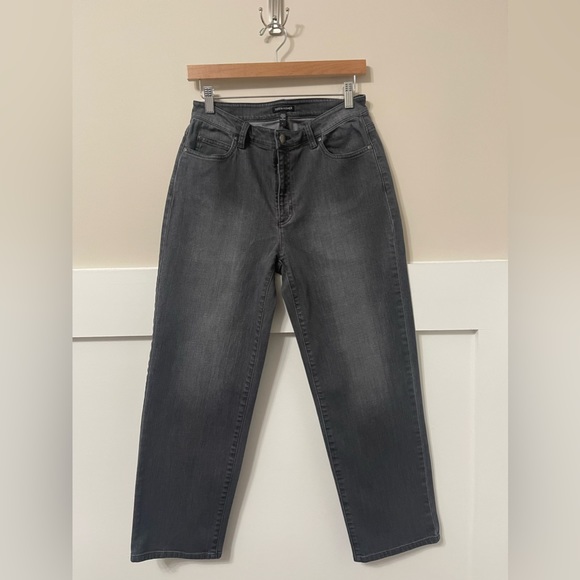 Eileen Fisher Carbon Gray Washed Slim Straight Jeans Size 6 - Picture 3 of 8